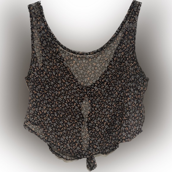 Brandy Melville - Floral Top - Picture 2 of 7
